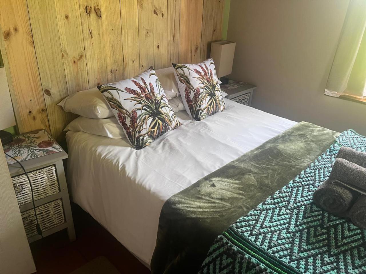 Aan de Bergen Hotel Swellendam Buitenkant foto