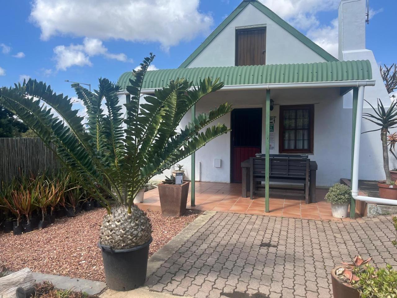 Aan de Bergen Hotel Swellendam Buitenkant foto