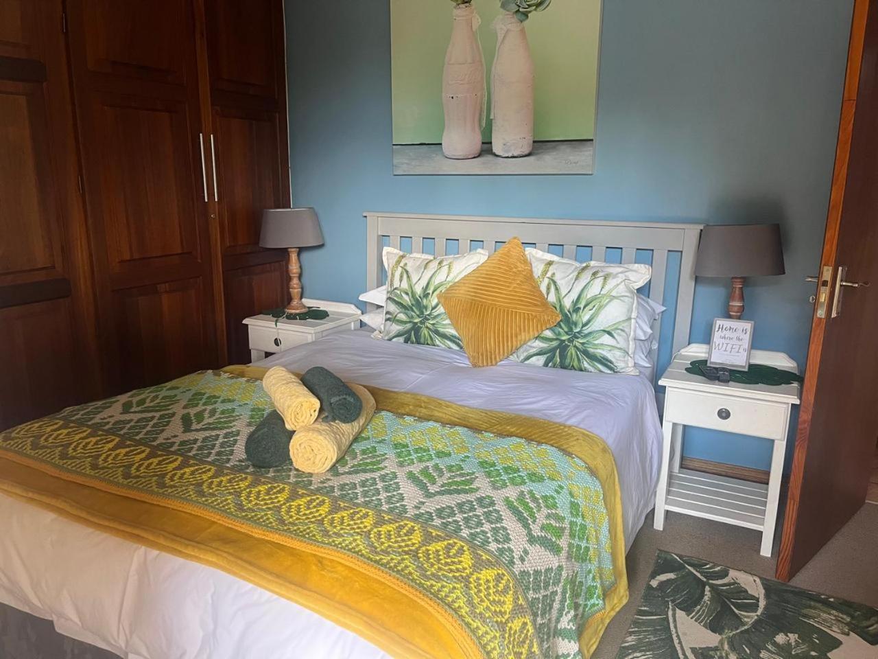 Aan de Bergen Hotel Swellendam Buitenkant foto