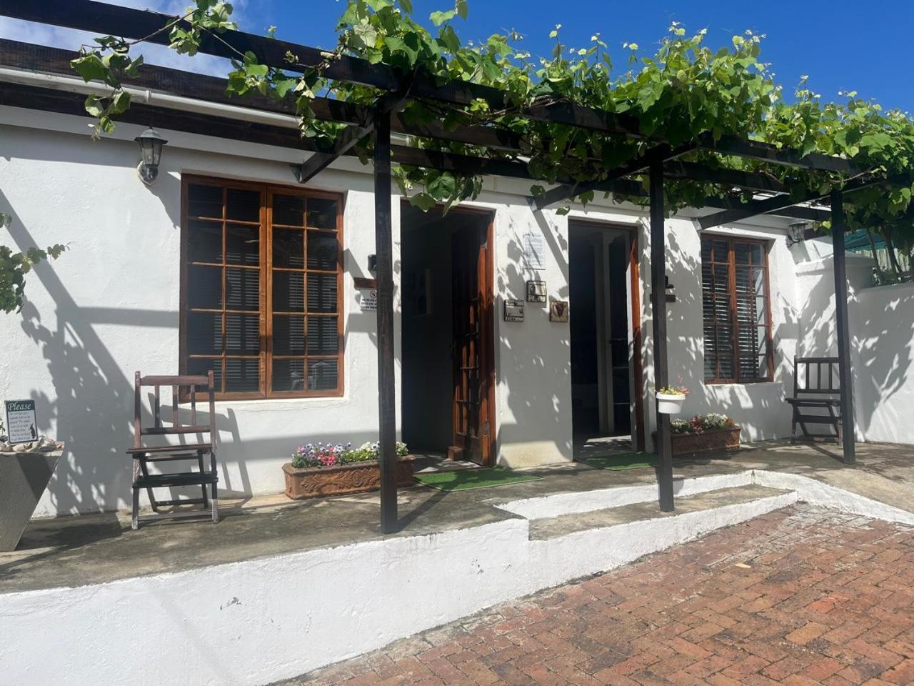 Aan de Bergen Hotel Swellendam Buitenkant foto