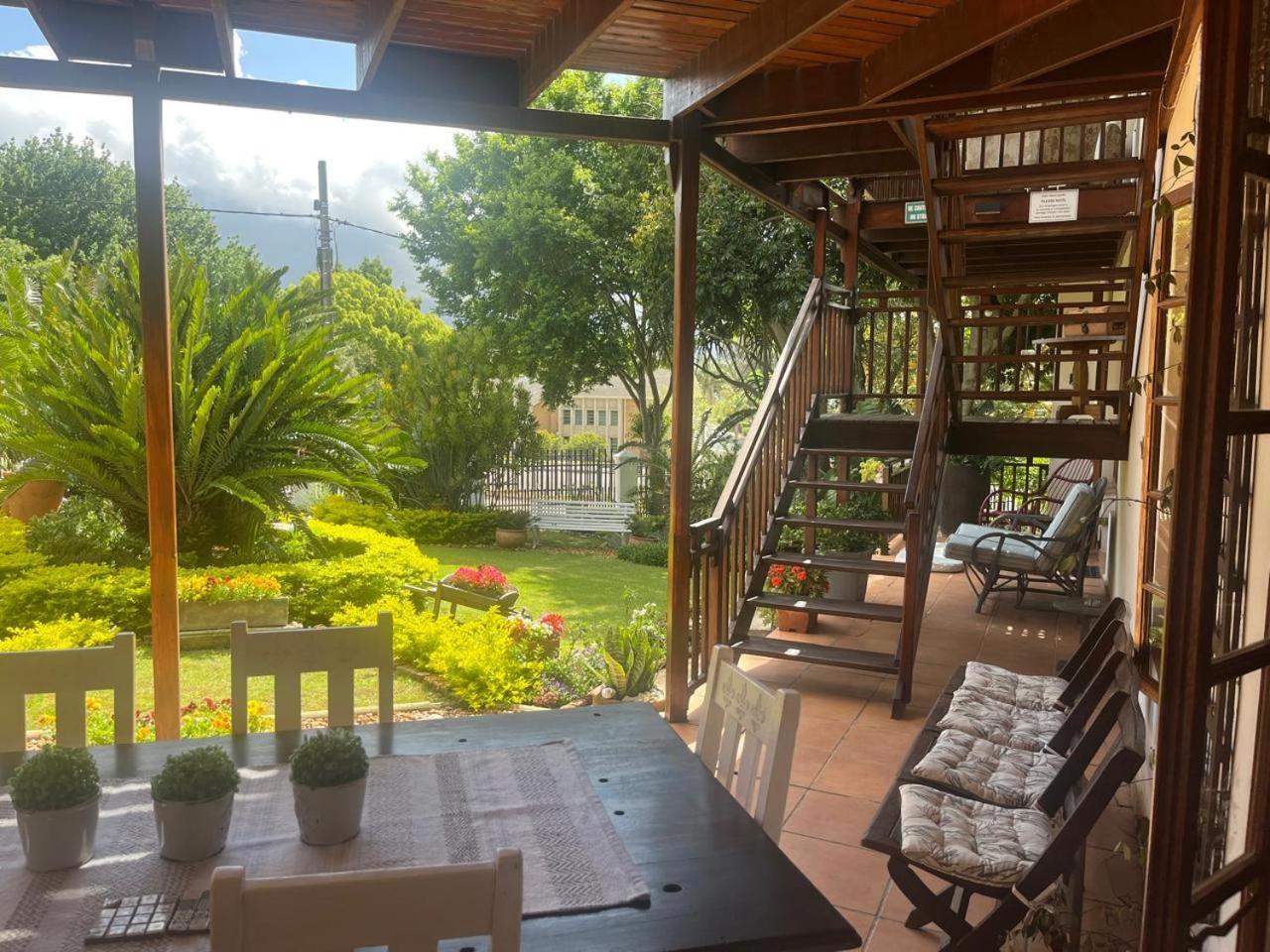 Aan de Bergen Hotel Swellendam Buitenkant foto