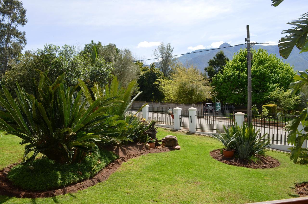 Aan de Bergen Hotel Swellendam Buitenkant foto